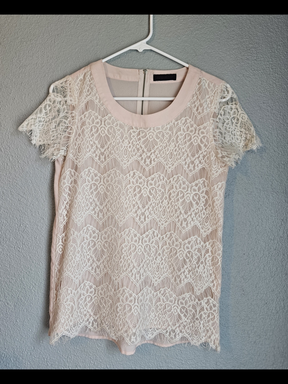 Leo Meets Virgo Pink & Cream Chevron Lace Overlay Blouse Top Size Small